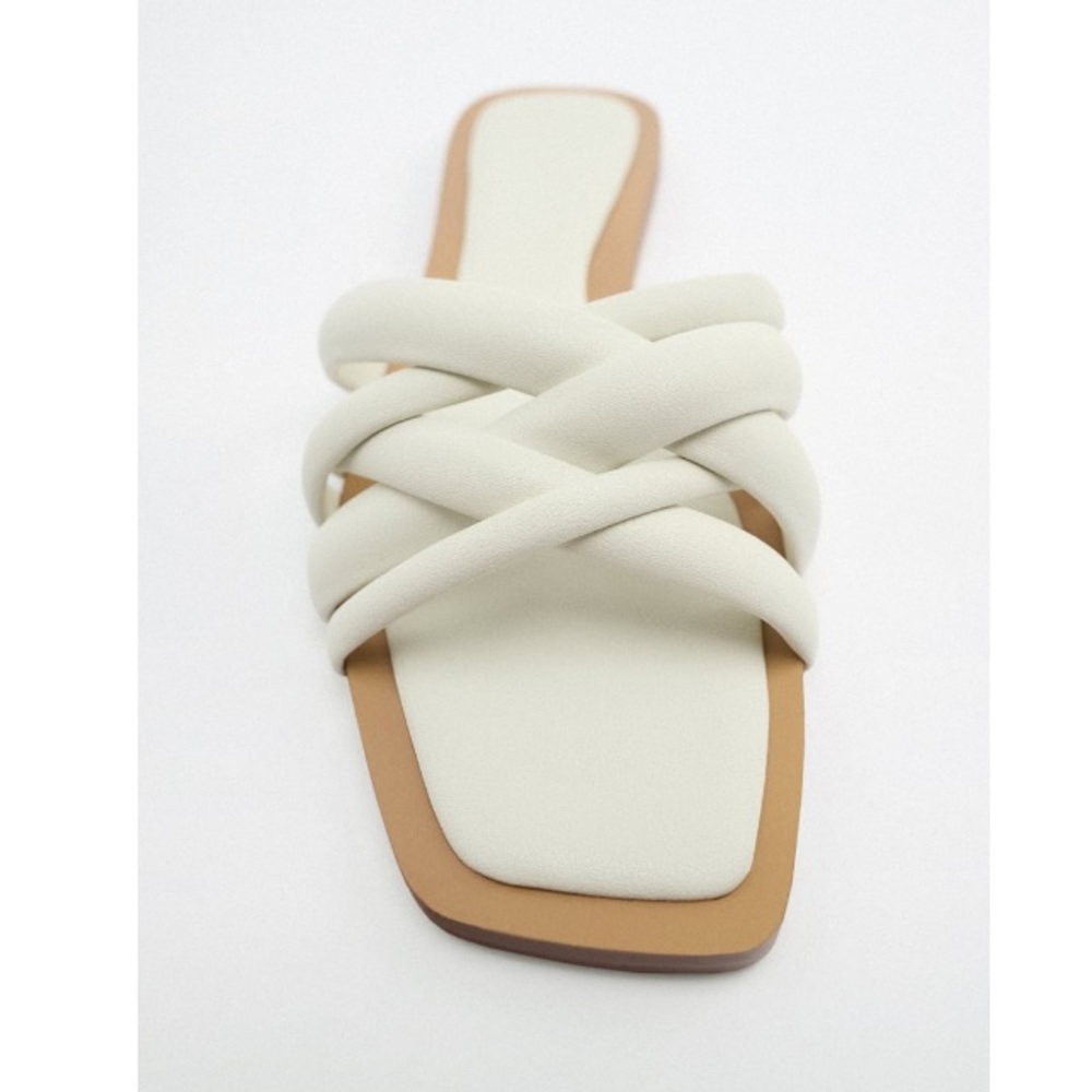 z a r a • flat sandals - Picture 4 of 9